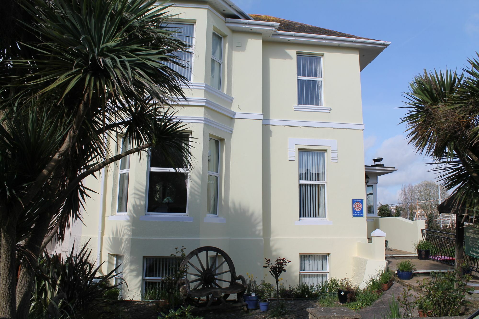 The Ashleigh Hotel Paignton Exterior photo